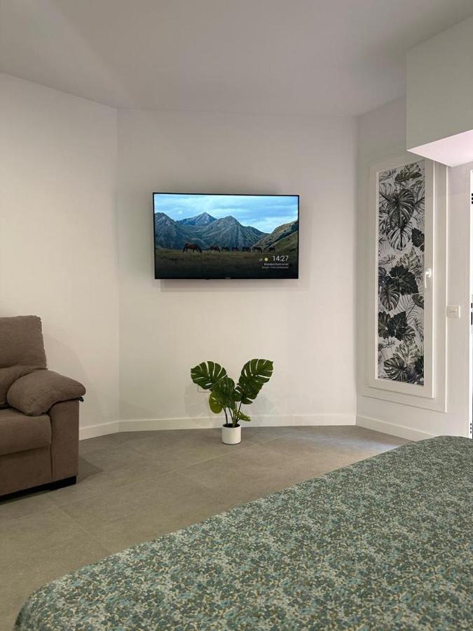 Apartament Fantastico Piso A 5 Minutos De La Estacion De Bus Y Tren A Metros De La Playa Malaga Zewnętrze zdjęcie